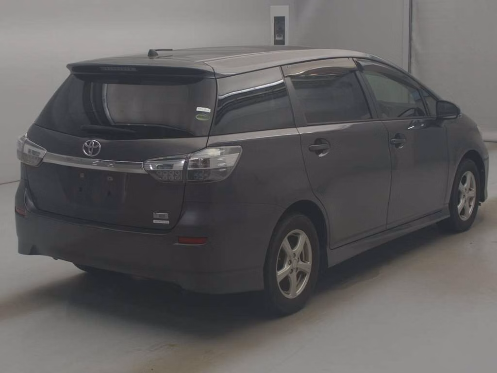 TOYOTA WISH