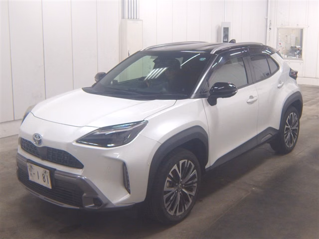 TOYOTA YARIS CROSS