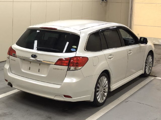 SUBARU LEGACY