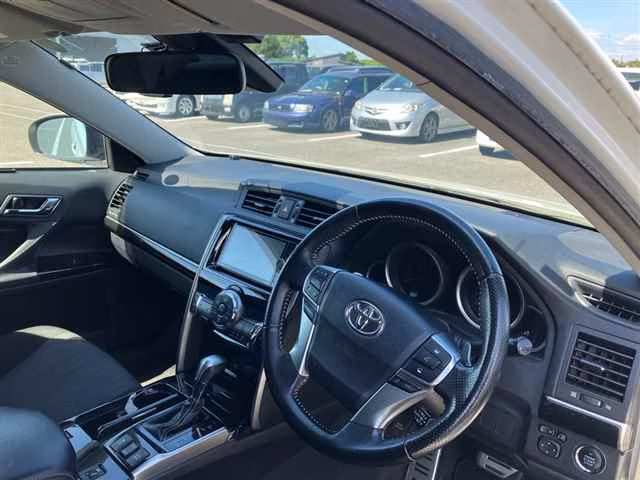 TOYOTA MARK X