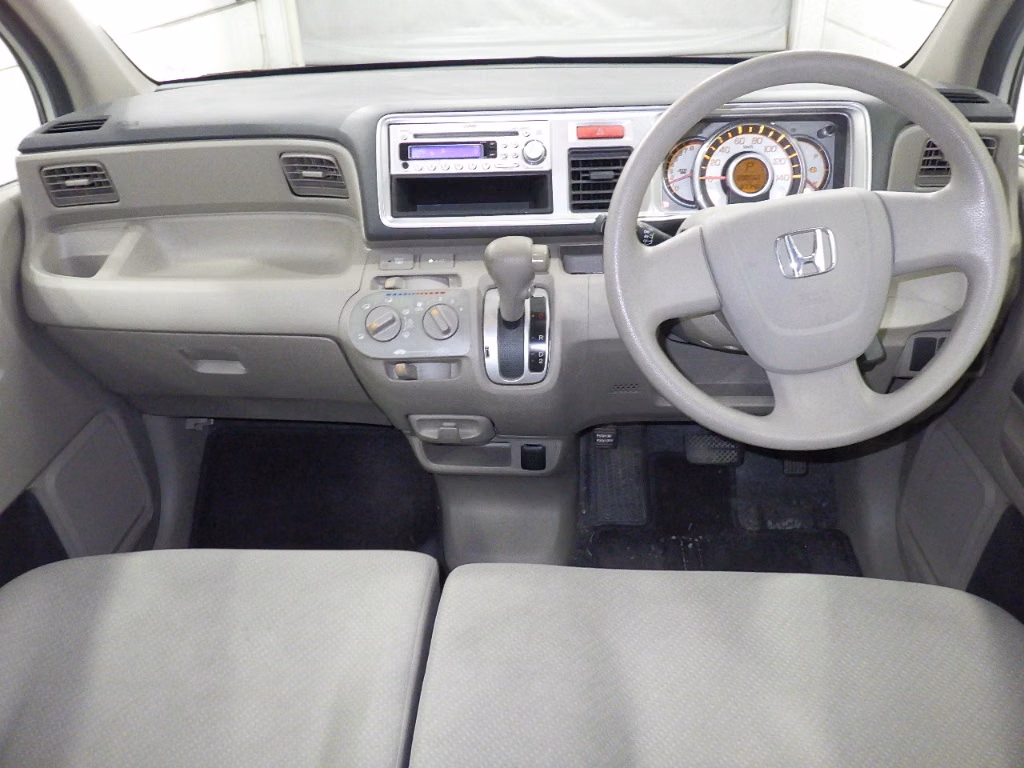 HONDA LIFE