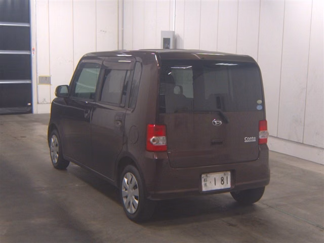 DAIHATSU MOVE CONTE