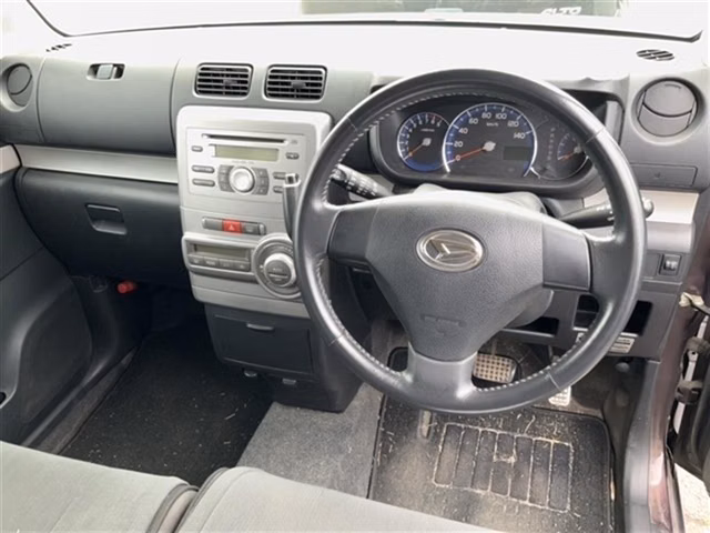 DAIHATSU MOVE CONTE