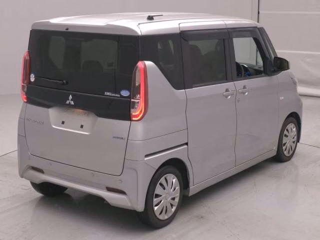 MITSUBISHI EK SPACE