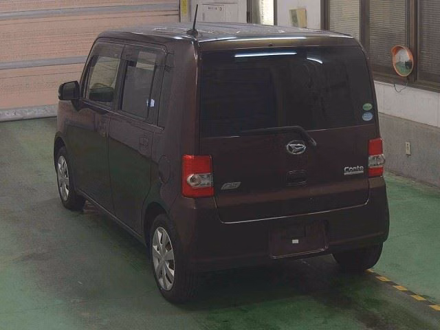 DAIHATSU MOVE CONTE