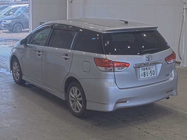 TOYOTA WISH