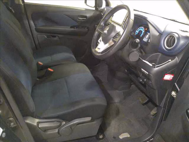 MITSUBISHI EK X