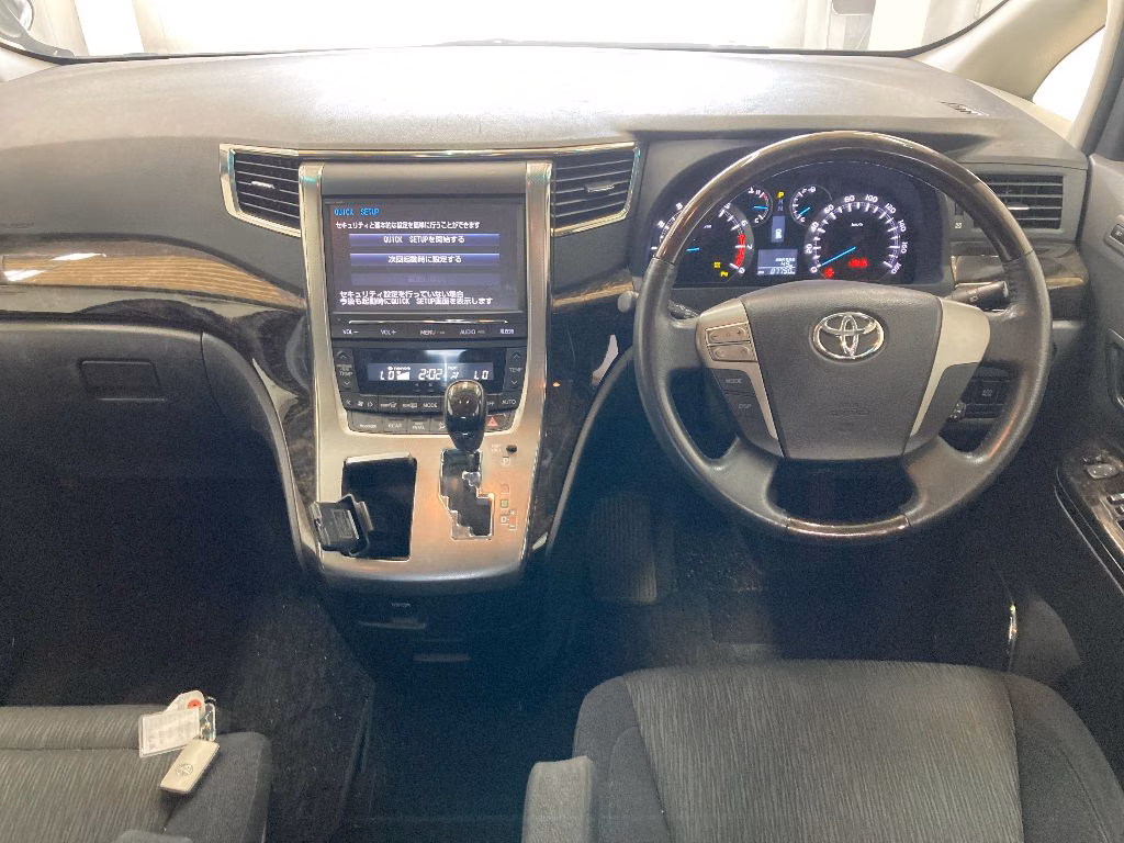 TOYOTA VELLFIRE