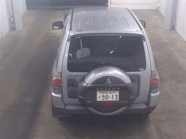 MITSUBISHI PAJERO