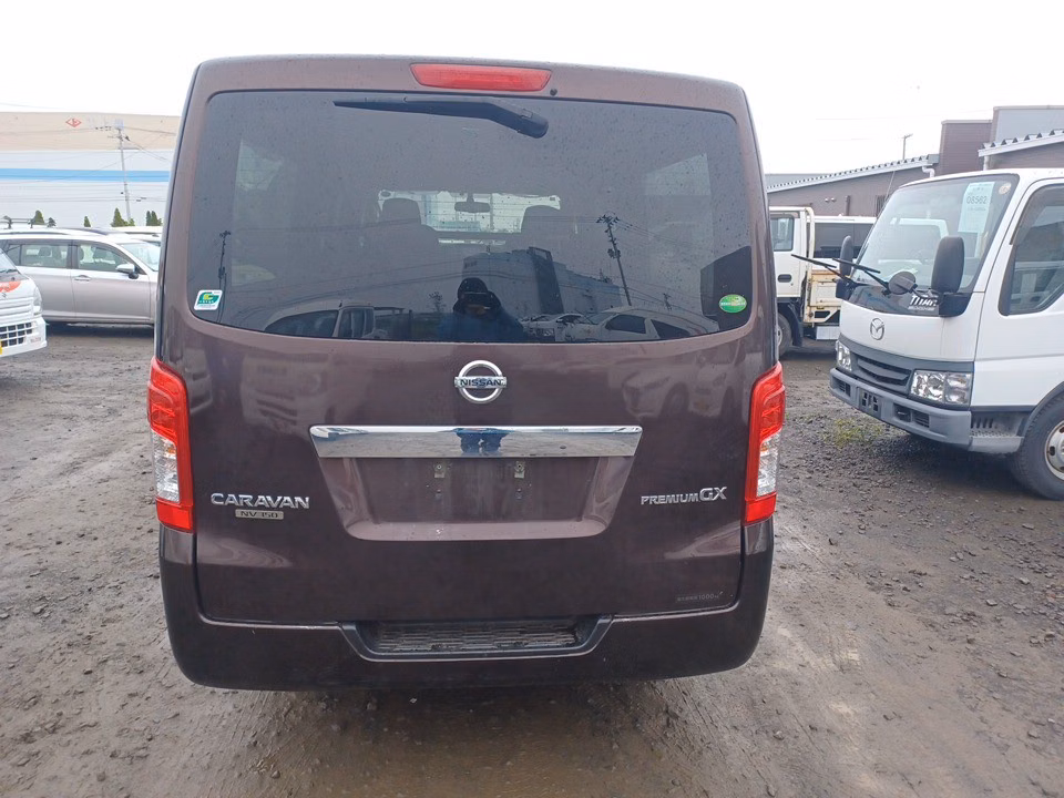 NISSAN NV350 CARAVAN