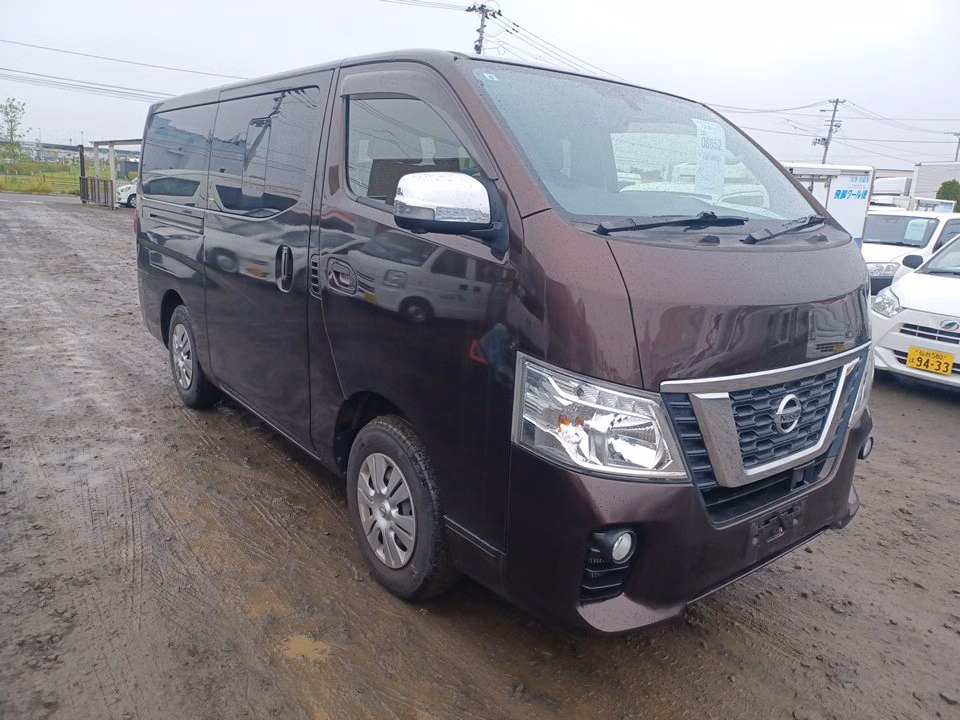 NISSAN NV350 CARAVAN