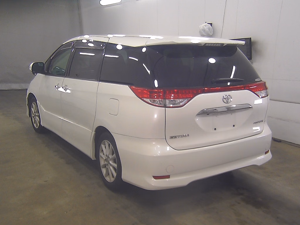 TOYOTA ESTIMA