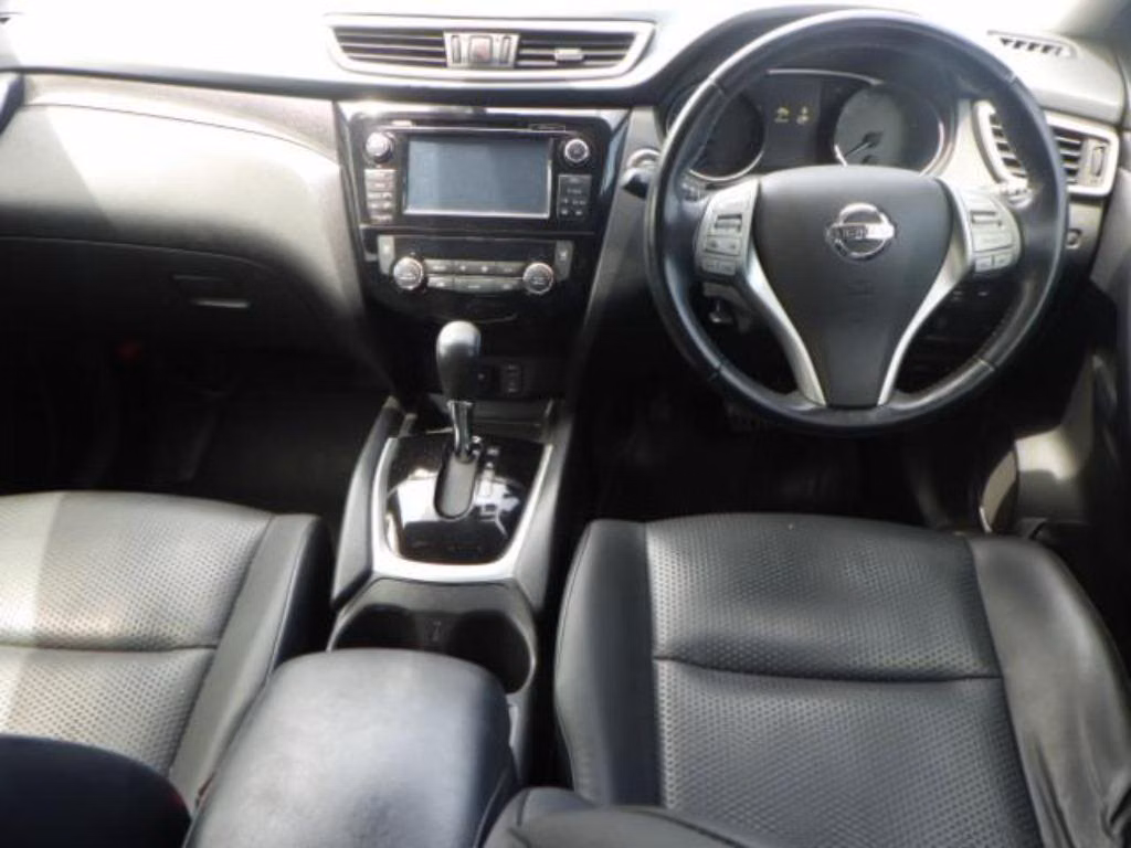 NISSAN X-TRAIL
