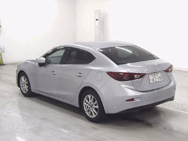 MAZDA AXELA