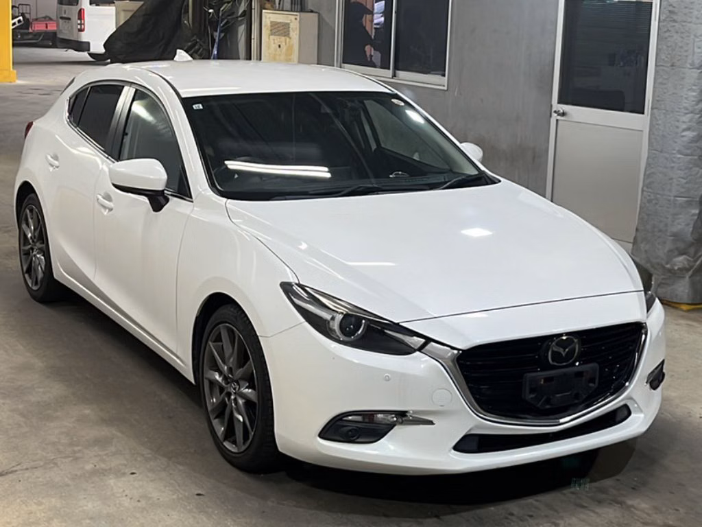 MAZDA AXELA