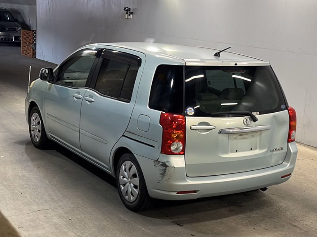 TOYOTA RAUM