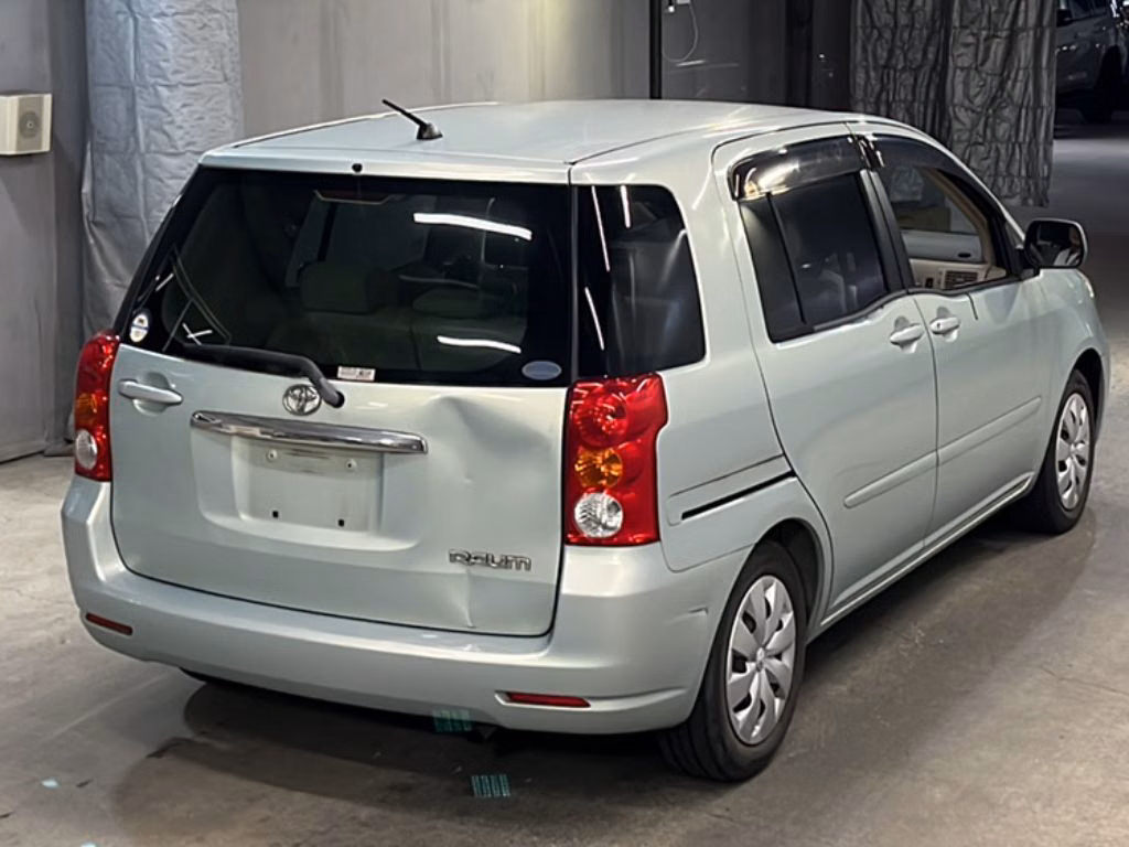 TOYOTA RAUM