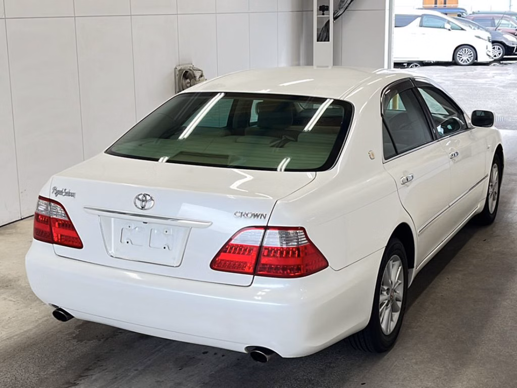 TOYOTA CROWN