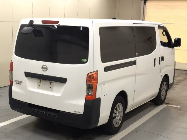 NISSAN NV350 CARAVAN