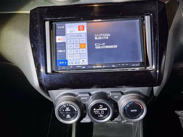 SUZUKI SWIFT