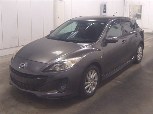 MAZDA AXELA