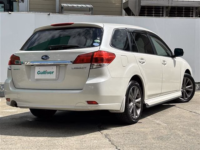 SUBARU LEGACY
