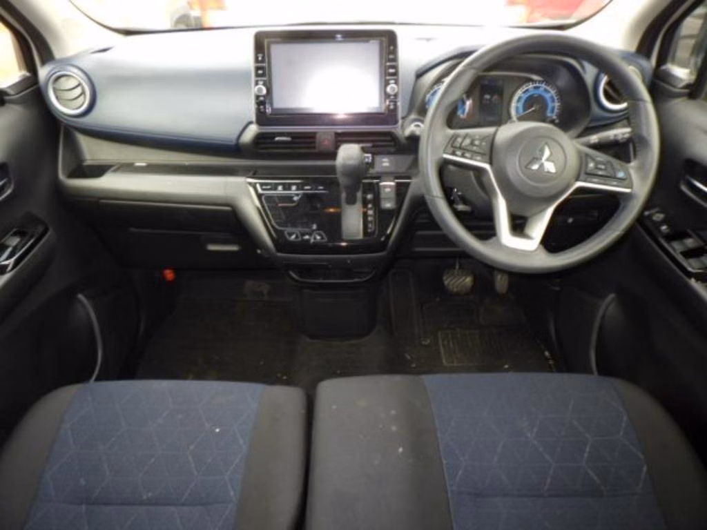 MITSUBISHI EK X