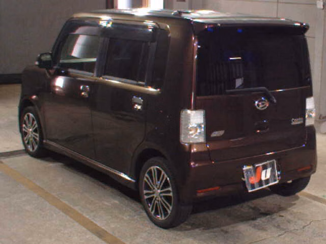 DAIHATSU MOVE CONTE