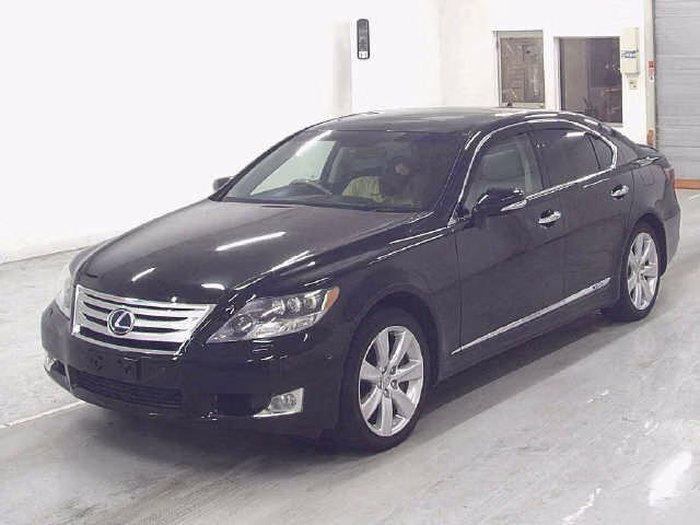 LEXUS LS600H