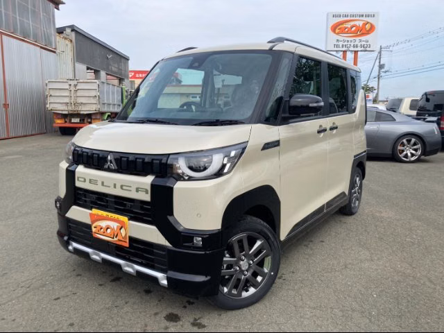MITSUBISHI DELICA MINI
