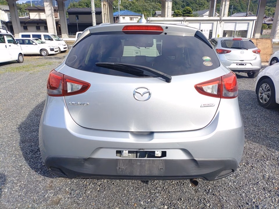 MAZDA DEMIO