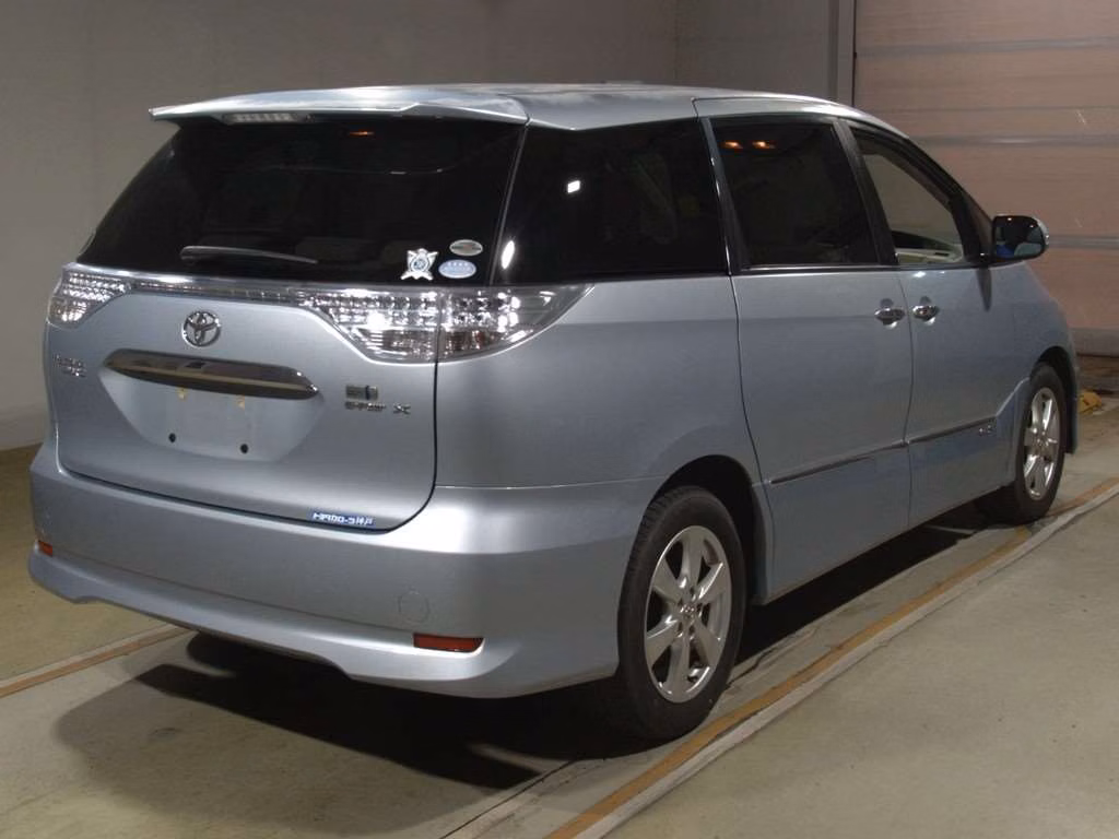 TOYOTA ESTIMA