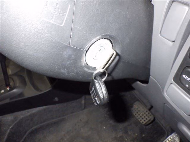 DAIHATSU MIRA AVY