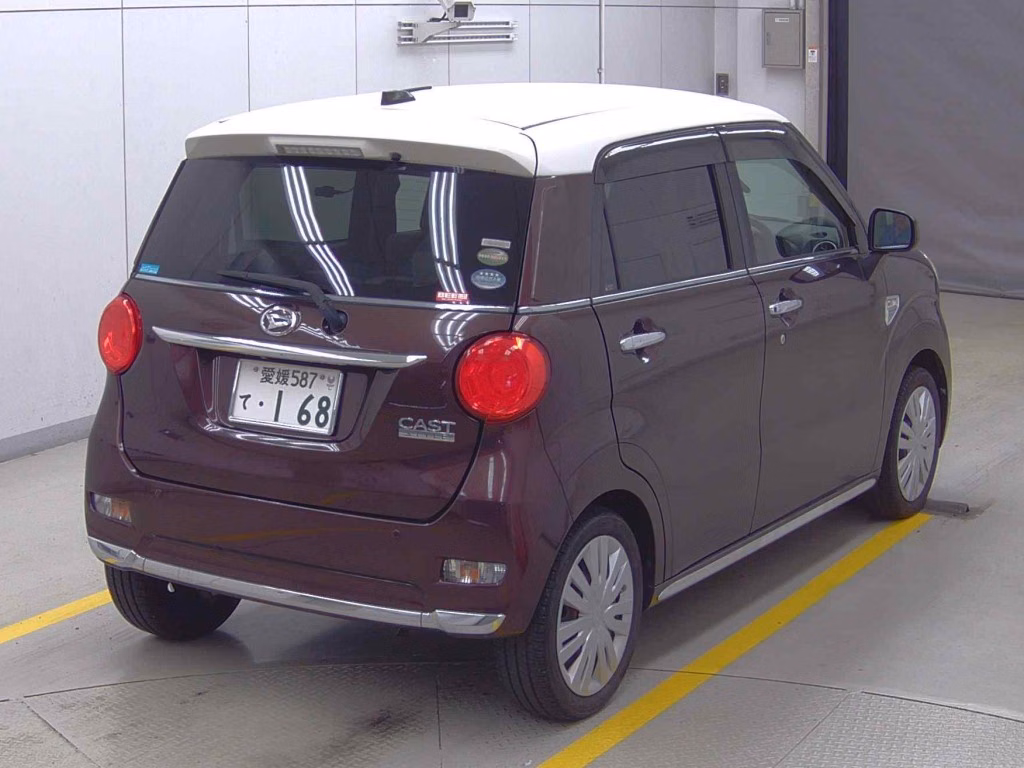 DAIHATSU CAST