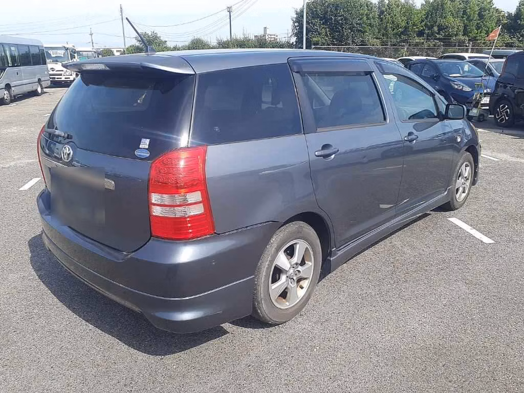 TOYOTA WISH