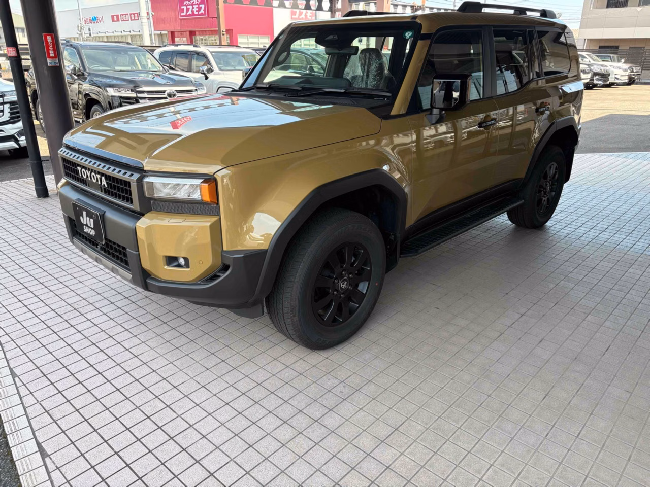 TOYOTA LAND CRUISER PRADO