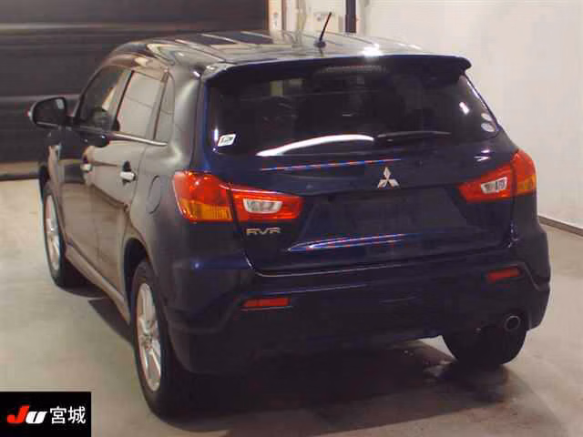 MITSUBISHI RVR