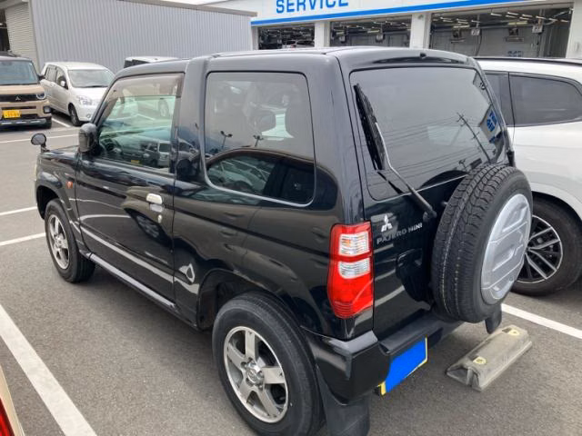 MITSUBISHI PAJERO MINI