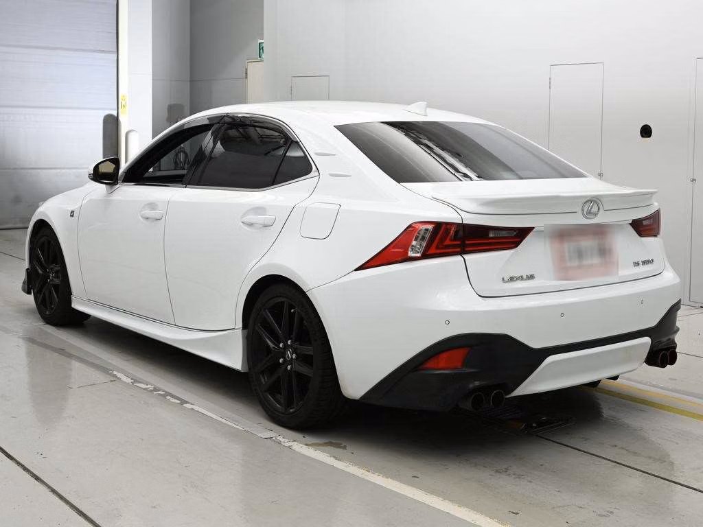 LEXUS IS350