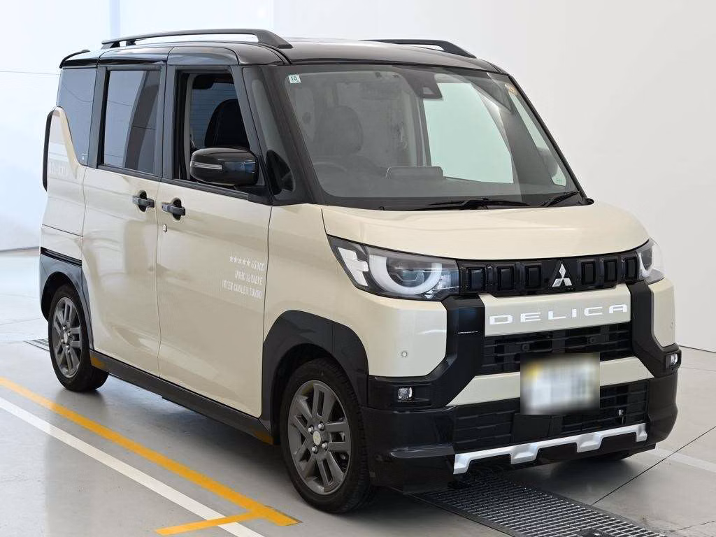 MITSUBISHI DELICA MINI