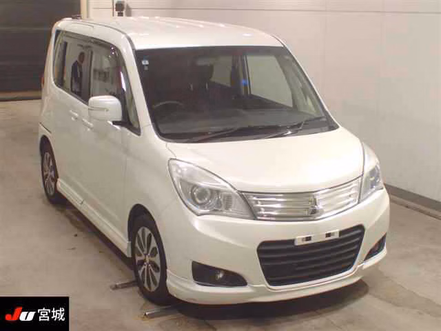 MITSUBISHI DELICA D:2