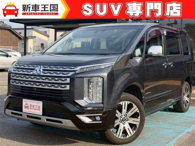 MITSUBISHI DELICA D:5