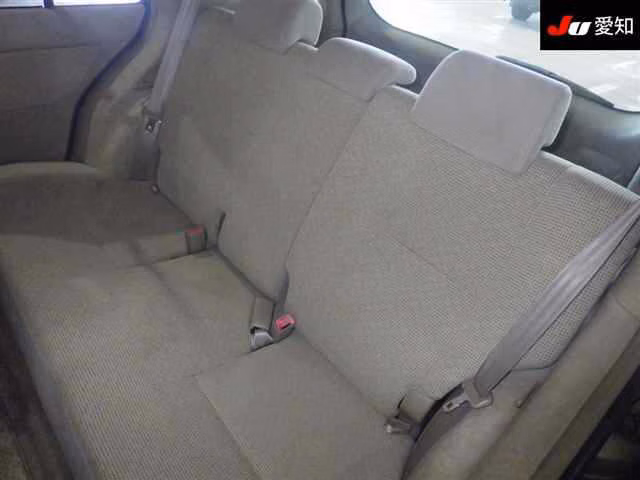 TOYOTA RAUM