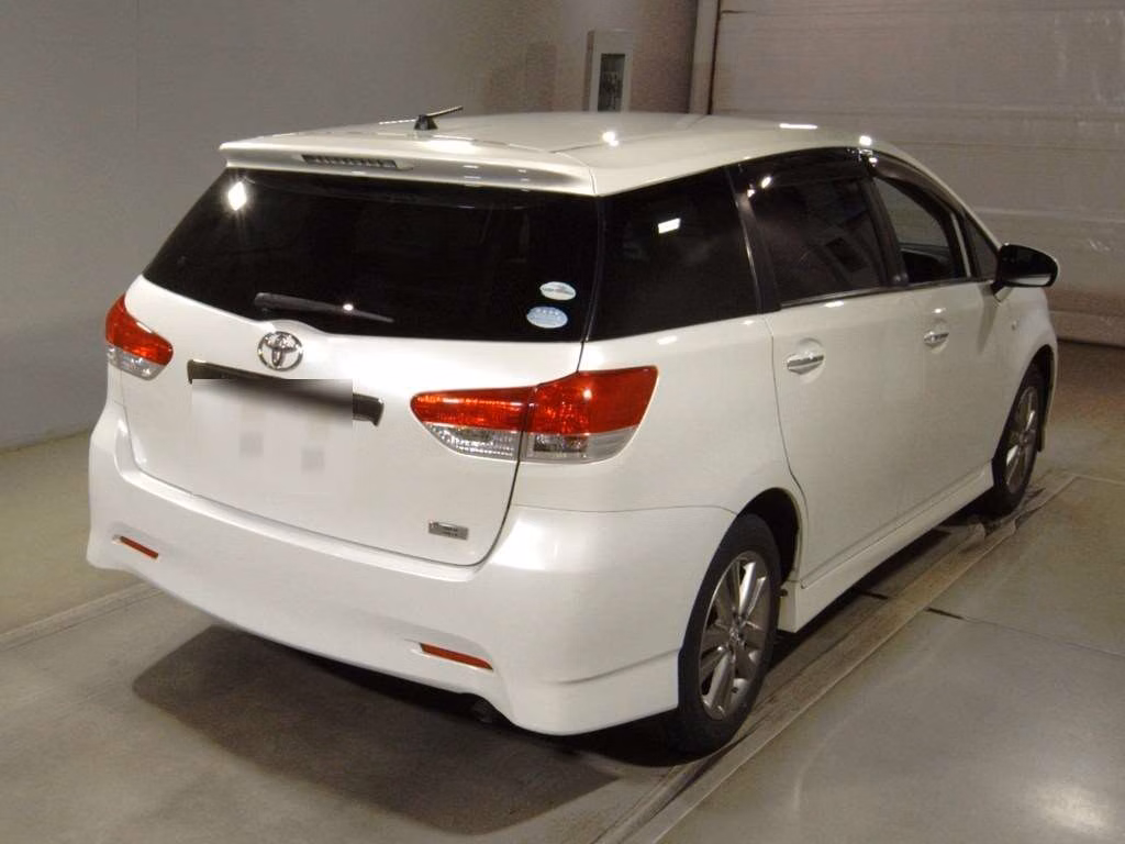 TOYOTA WISH