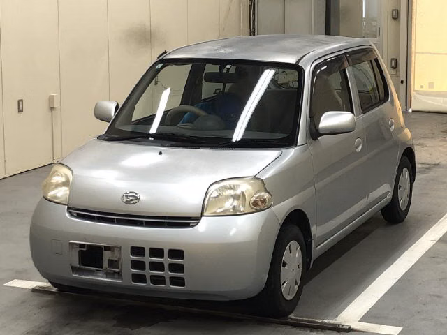 DAIHATSU ESSE