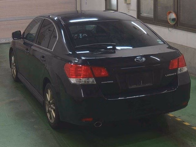SUBARU LEGACY B4