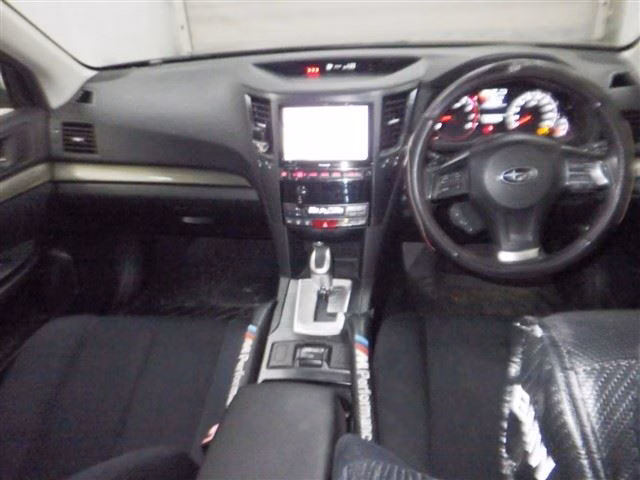 SUBARU LEGACY B4
