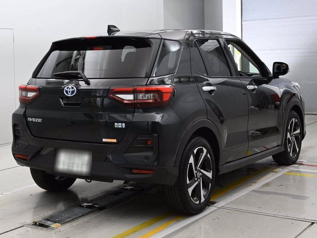 TOYOTA RAIZE