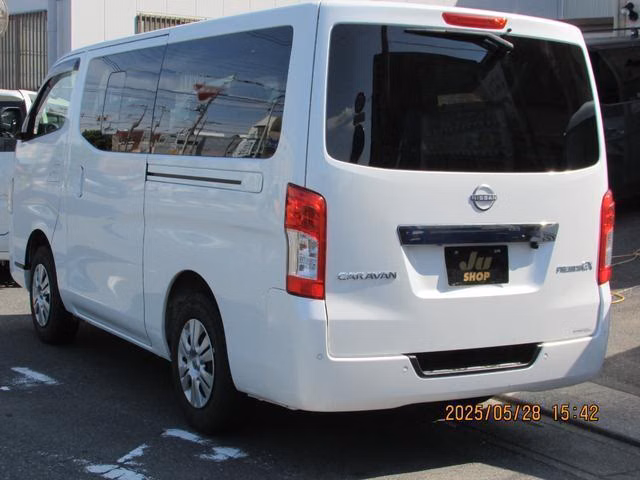 NISSAN CARAVAN