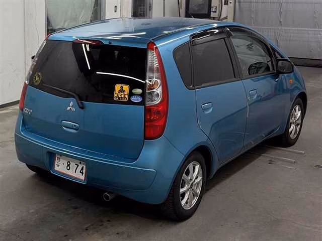 MITSUBISHI COLT